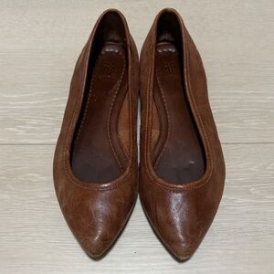 Frye Women's Tan Leather Flats